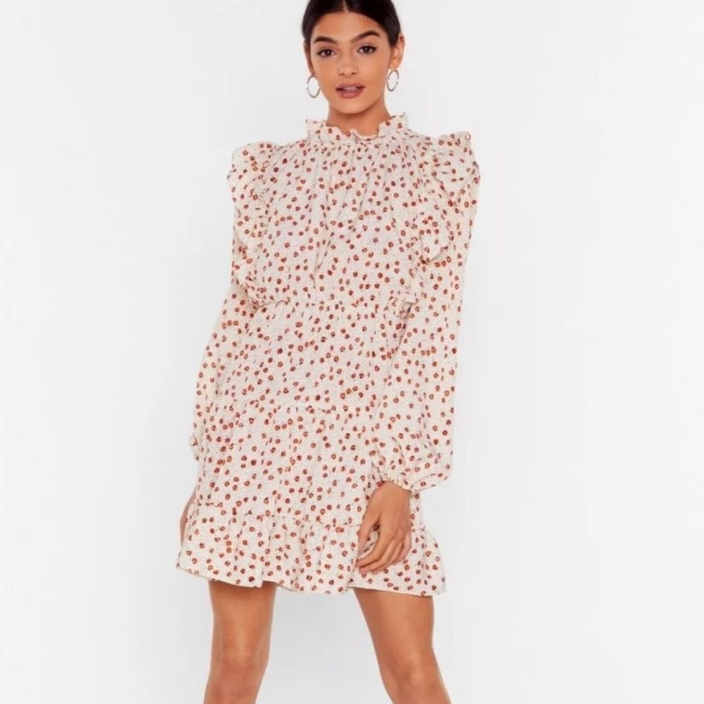 Nasty Gal Steal the Grow White Floral Mini Dress - Picture 1 of 10
